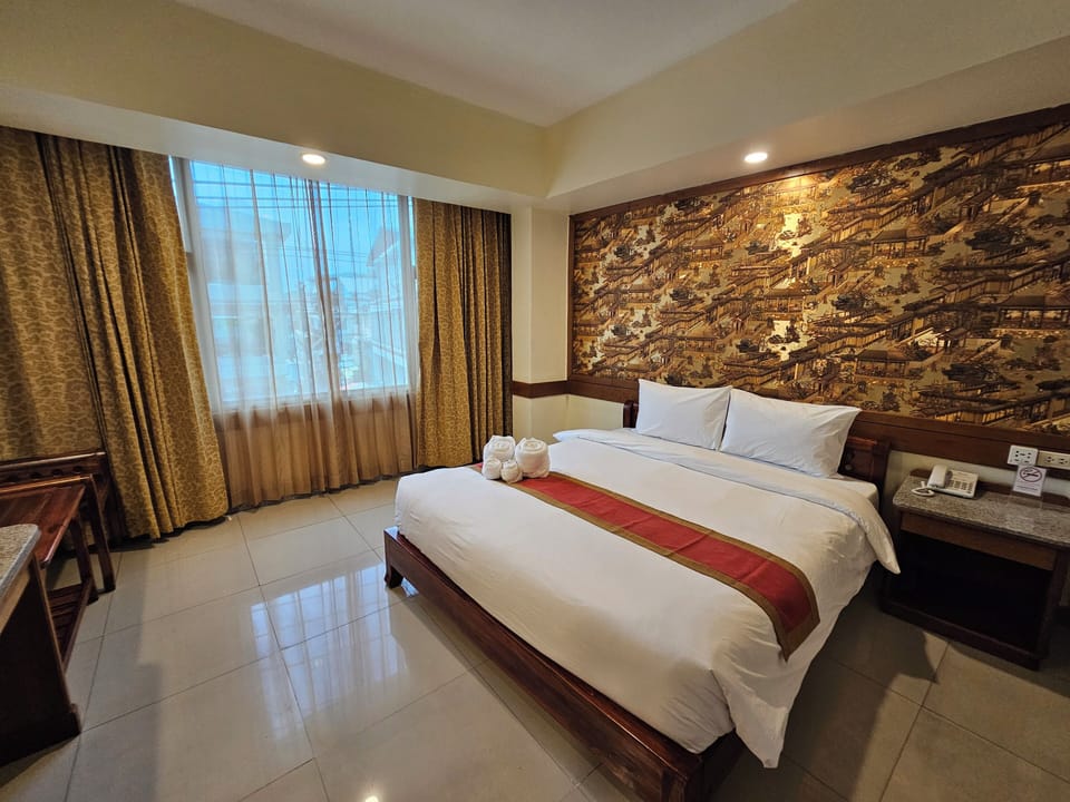 Standard Double or Twin Room | In-room safe, desk, laptop workspace, free WiFi