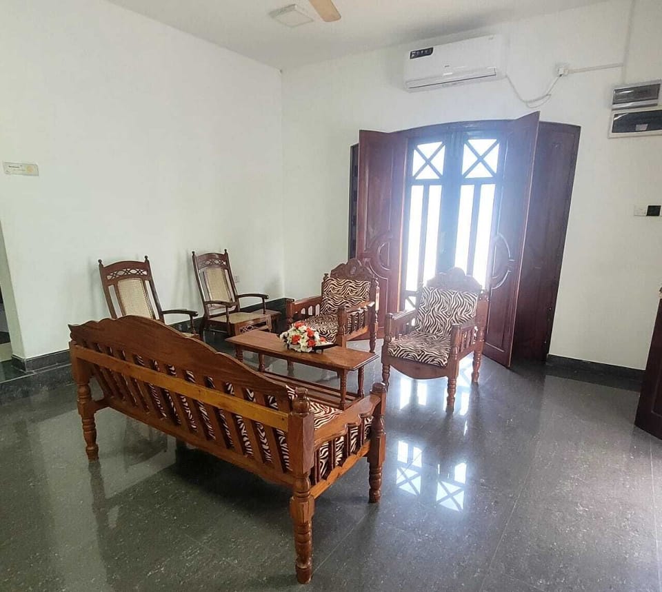 Comfort Apartment | Living area
