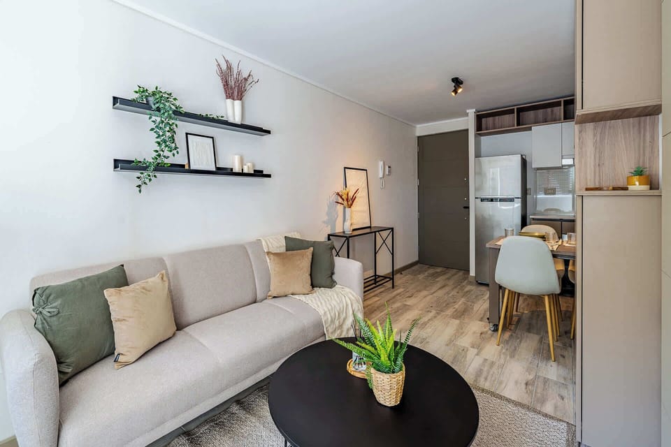 Experience cozy living with modern amenities in this stylish studio apartment, perfect for a relaxing stay in Chile.