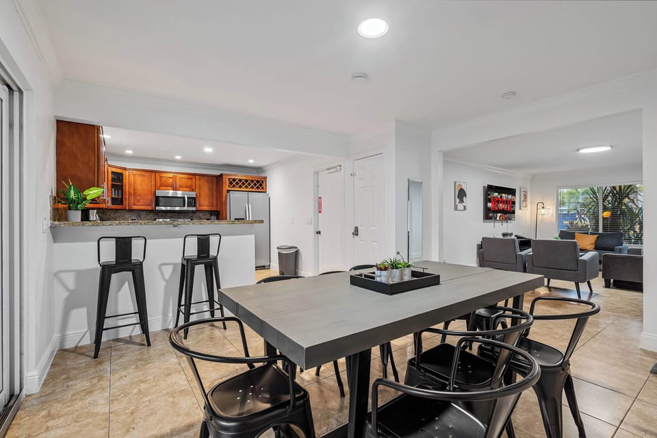 Breakfast bar and dining table for eight.