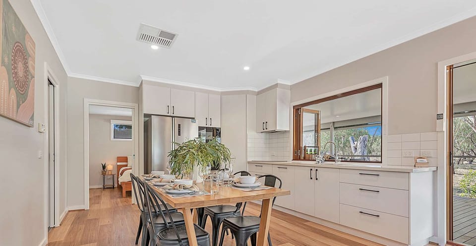 Dining area / Kitchen