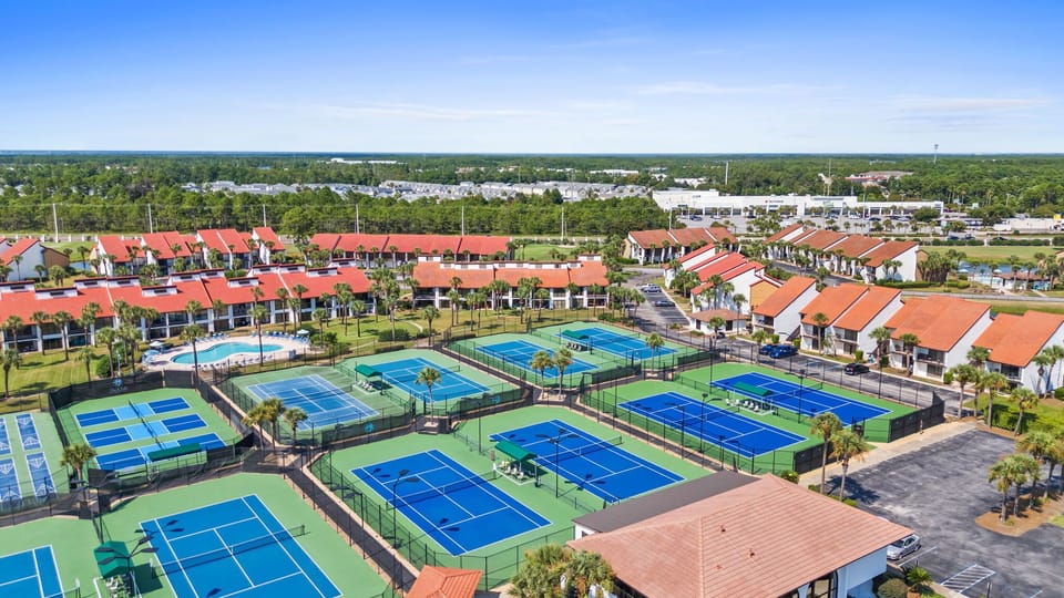 Tennis Courts