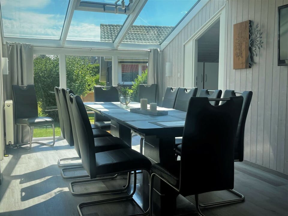 House | Dining