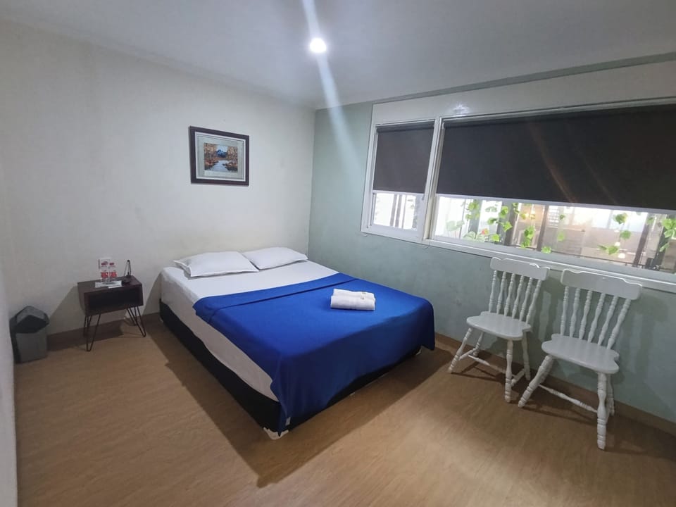 Standard Room | Desk, free WiFi, bed sheets