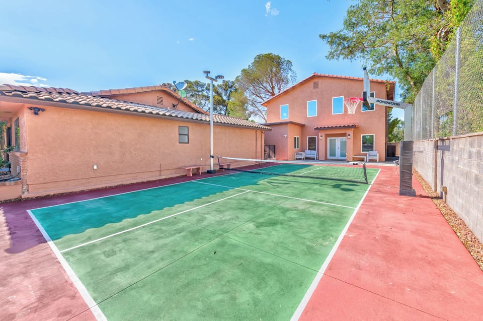 Sport court