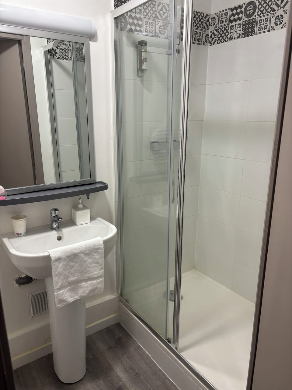 Comfort Double Room | Bathroom