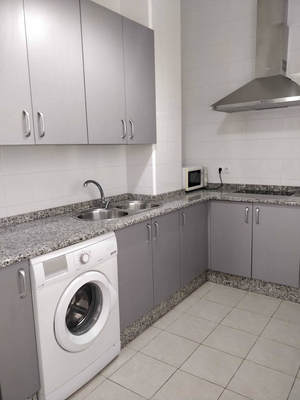 Apartment, 2 Bedrooms, City View | Private kitchen