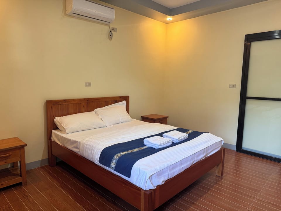 Standard Single Room, Beach View | WiFi (free)