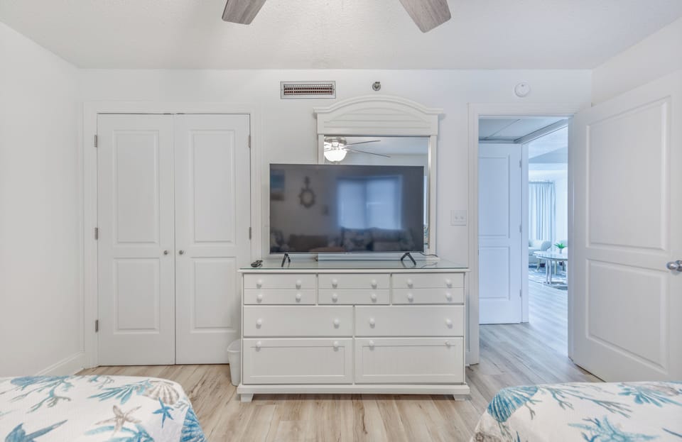 3rd Bedroom with 2 queen beds