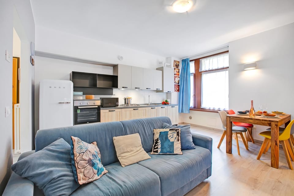 Family Apartment, 1 Bedroom, Microwave (Riva Nest) | Living area | TV