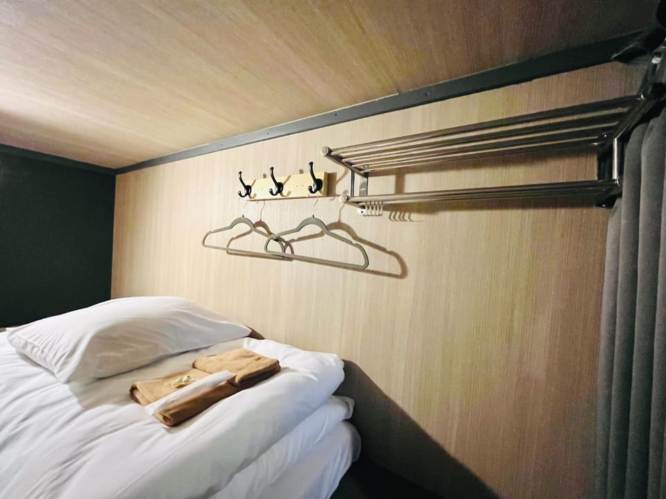 Standard Shared Dormitory | In-room safe, free WiFi