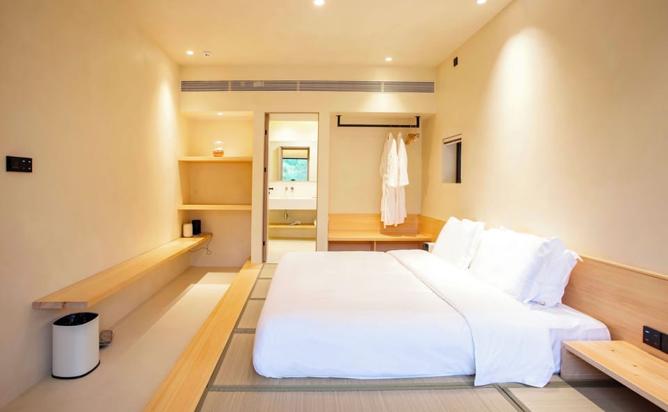 Family Triple Room, Garden View | Soundproofing, free WiFi