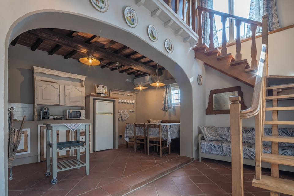 House, Patio, Garden View | Private kitchen | Fridge, microwave, oven, stovetop