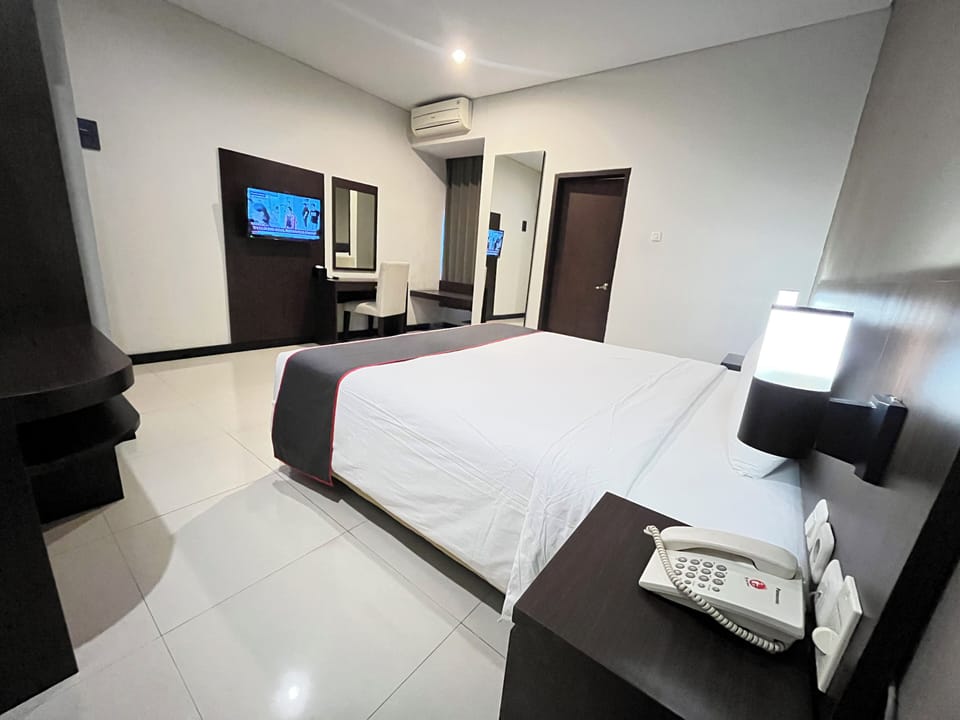 Deluxe Double Room | Soundproofing, free WiFi, bed sheets