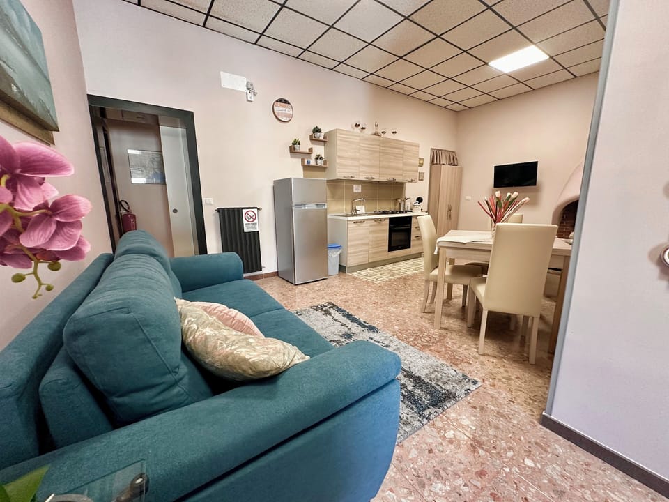 Family Apartment, City View | Living area