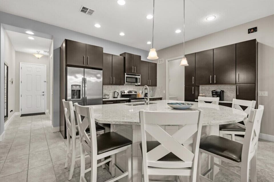 338 Captiva Drive (7).jpg