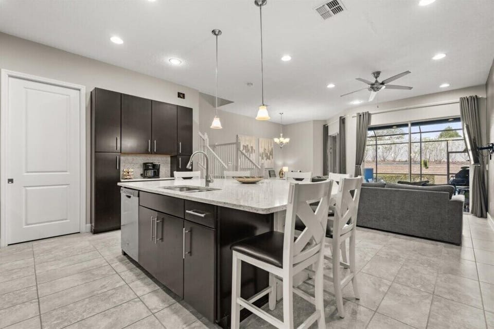 338 Captiva Drive (10).jpg