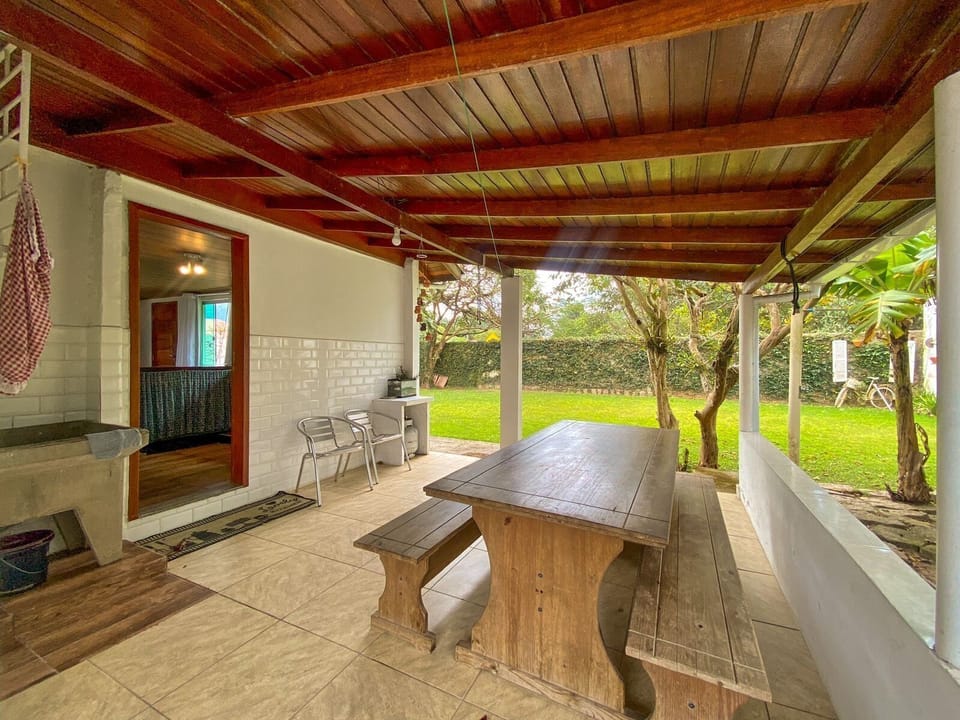 Apartment | Outdoor dining