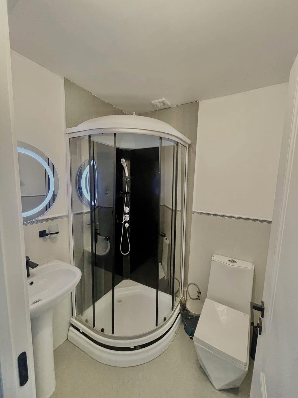 Comfort Triple Room | Desk, laptop workspace, free WiFi