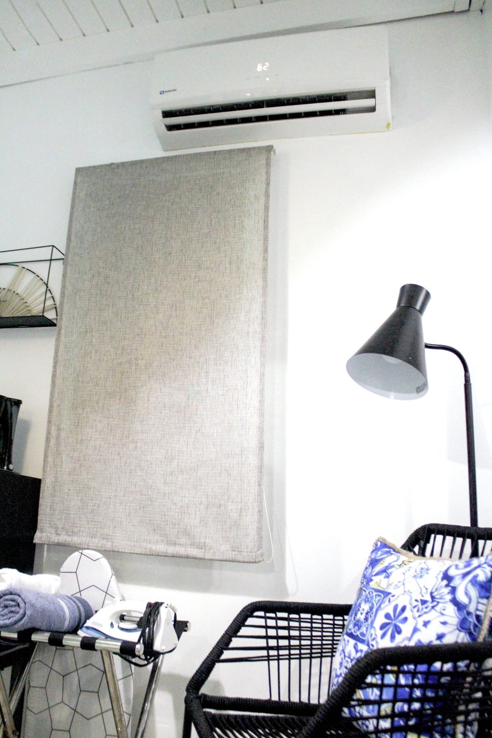 Standard Double Room | Iron/ironing board, free WiFi, bed sheets
