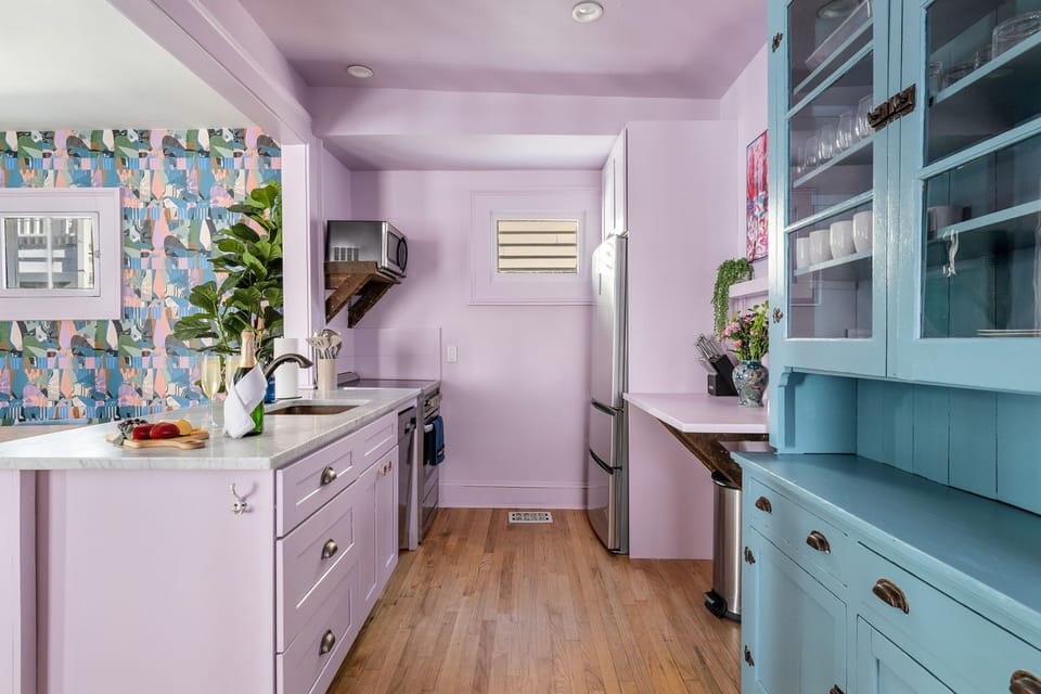 The Cannonball Suite | 1 Block to King Street!