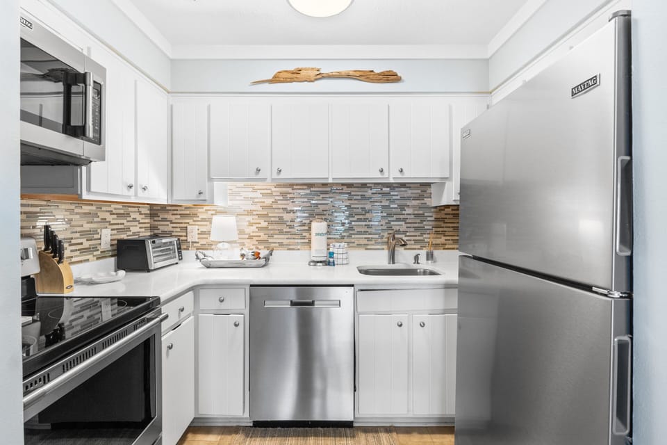 Full Size Kitchen