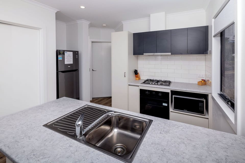 Family Cabin, Balcony, River View | Private kitchen | Fridge, stovetop, cookware/dishes/utensils