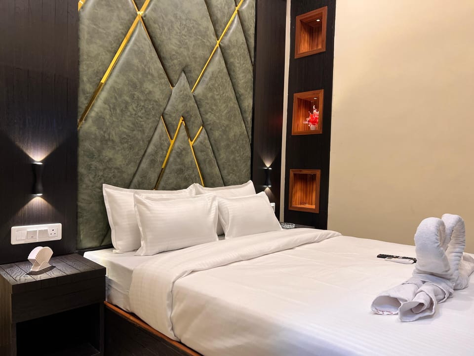 Double Room | Egyptian cotton sheets, premium bedding, free WiFi, bed sheets