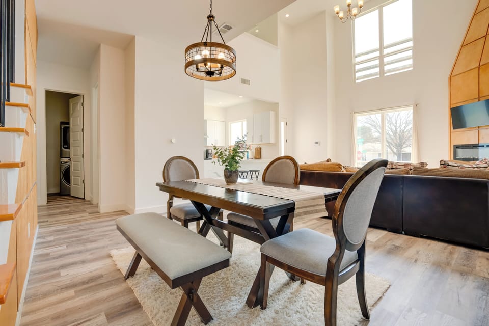 Dining Area | 1st Floor