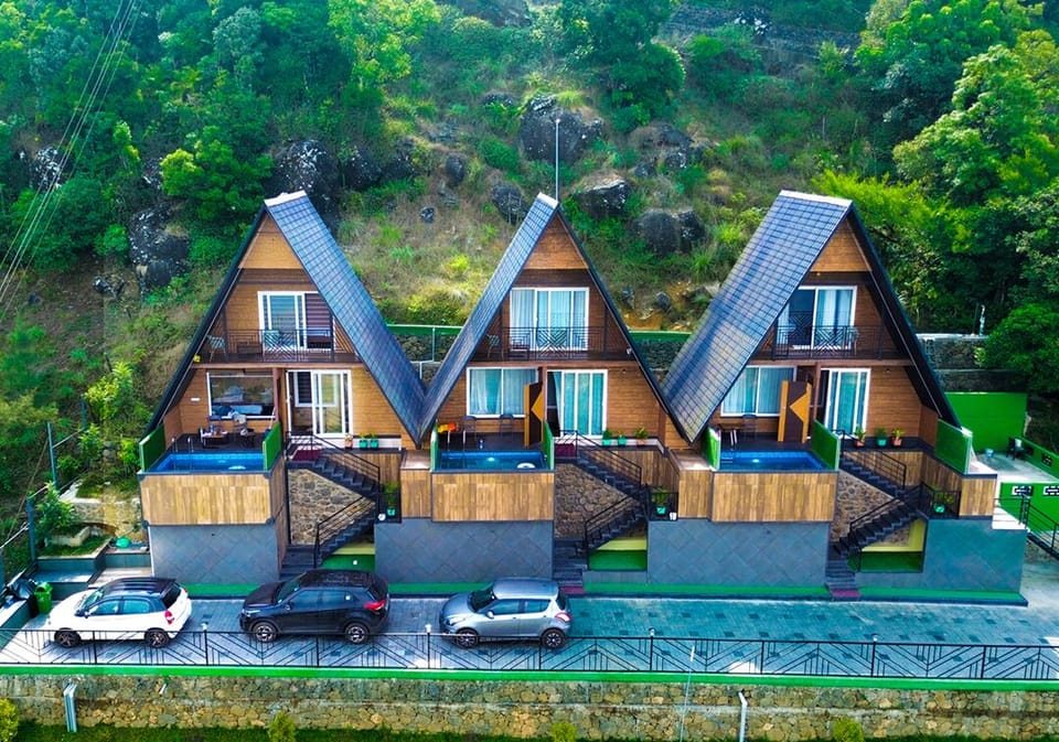 Luxury Villa, Hill View | Free WiFi