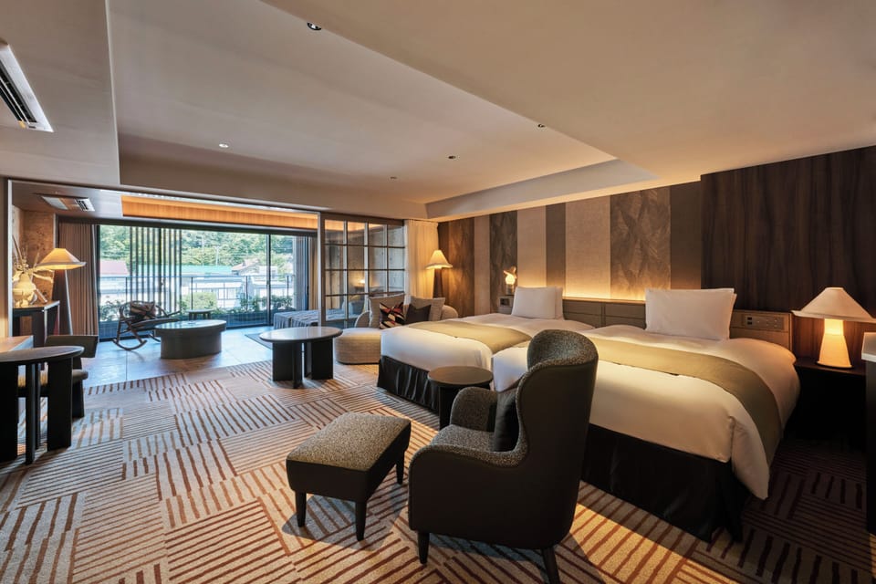 Luxury Twin Nonsmoking | Premium bedding, down comforters, pillowtop beds, in-room safe
