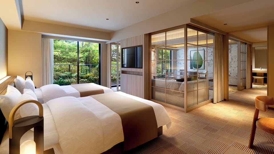Glamday Suite Nonsmoking | Premium bedding, down comforters, pillowtop beds, in-room safe