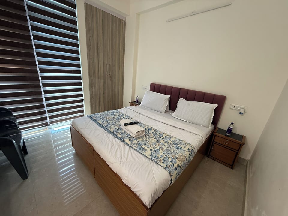 Luxury Double Room | In-room safe, free WiFi