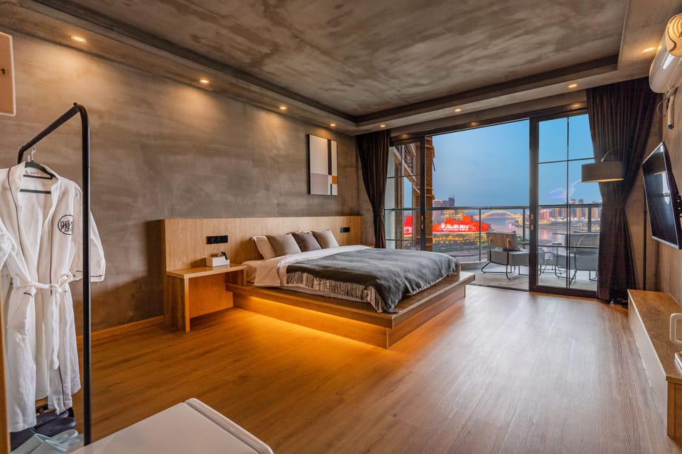 Comfort Double Room, 1 Queen Bed, Balcony, Ocean View | Blackout drapes, soundproofing, WiFi (free), bed sheets