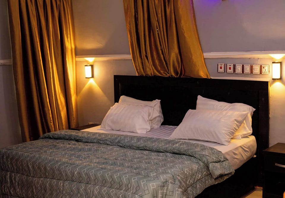 Deluxe Double Room, Balcony | In-room safe, desk, laptop workspace, free WiFi