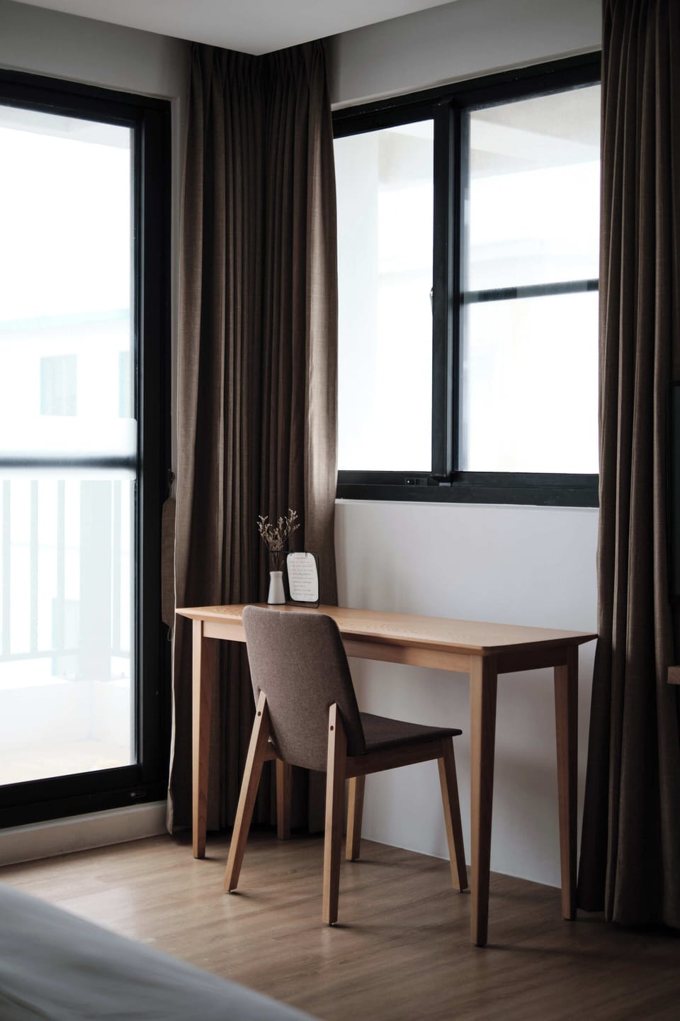 Deluxe Double Room, 1 Queen Bed, Non Smoking, Private Bathroom | Free WiFi