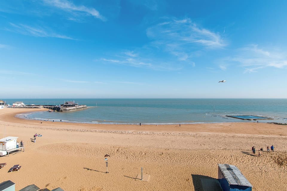 Viking Bay, Broadstairs