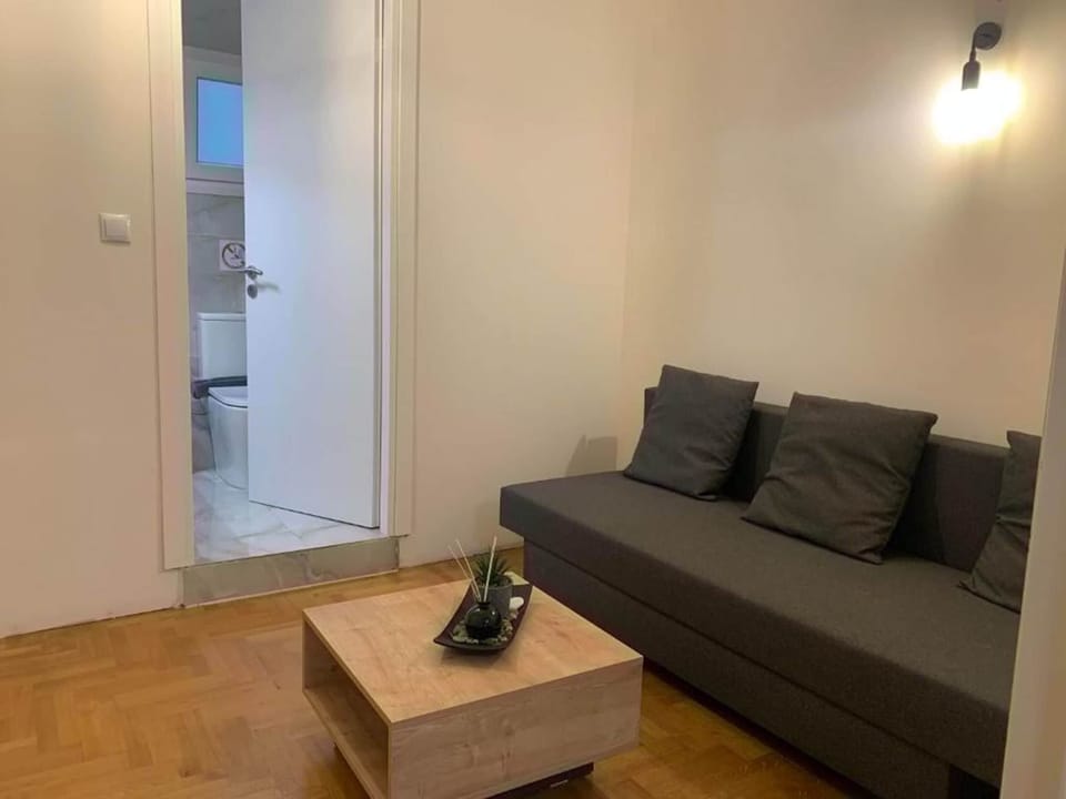 House | 1 bedroom