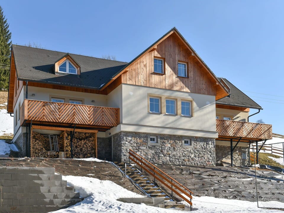 Wood, Cottage, Siding, Stone Wall, Daylighting, Lumber, Plank, Balcony