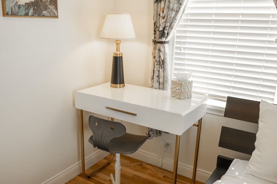Work space in upstairs bedroom