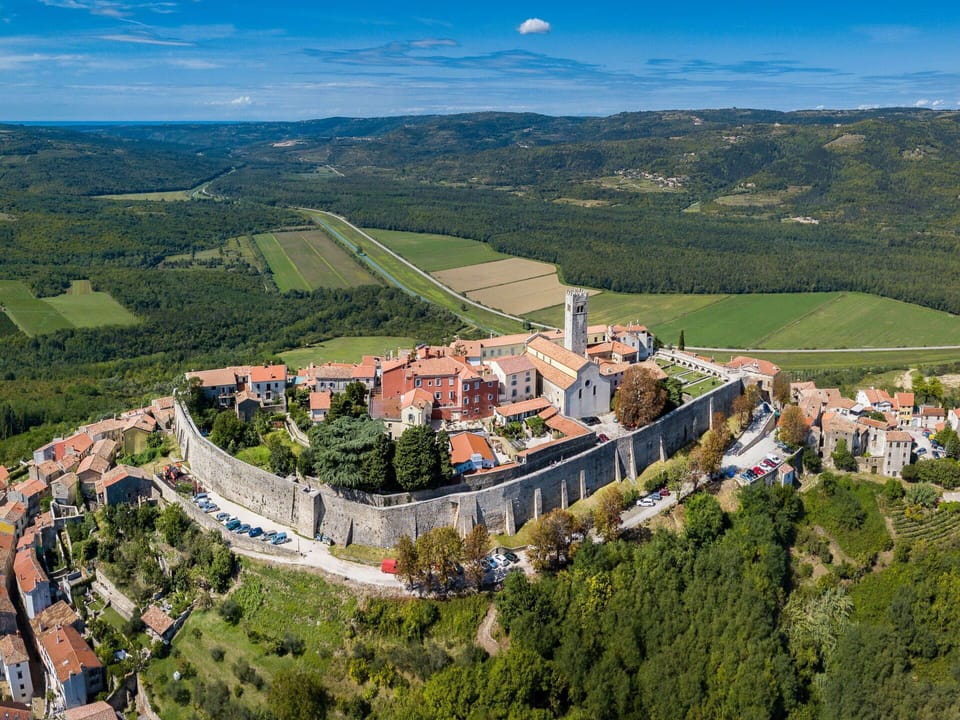 Bird'S-Eye View, Landscape, Aerial Photography, Tourist Attraction, Village, Suburb, Castle, Fortification