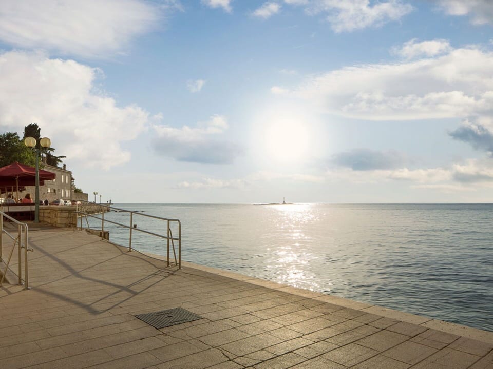 Sky, Water, Daytime, Body Of Water, Horizon, Cloud, Sea, Coastal And Oceanic Landforms, Ocean, Coast
