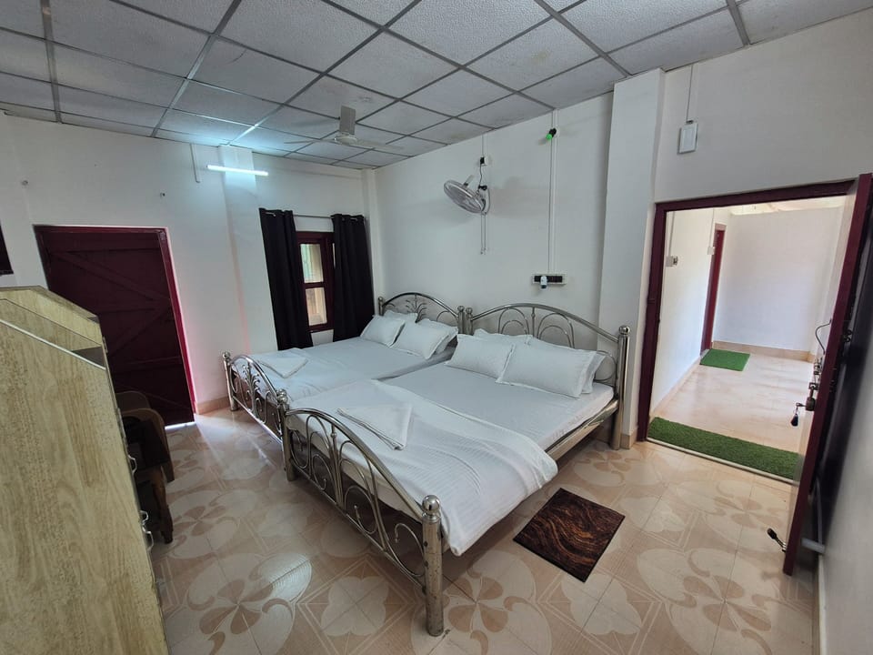 Deluxe Quadruple Room, Garden View | Soundproofing, WiFi (free), individually decorated