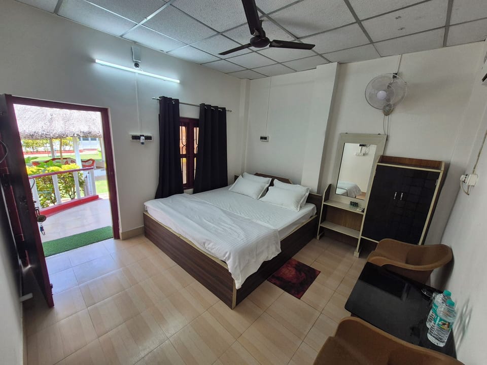 Soundproofing, WiFi (free), individually decorated