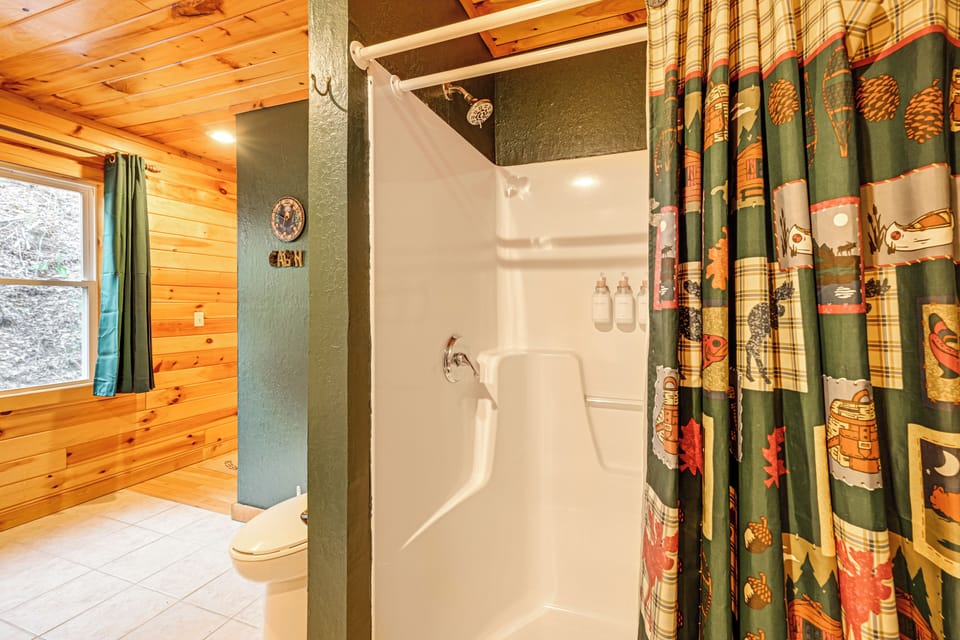 Tree-lined Cabin w/ Hot Tub & Deck in Bryson City Cottage in Swain County