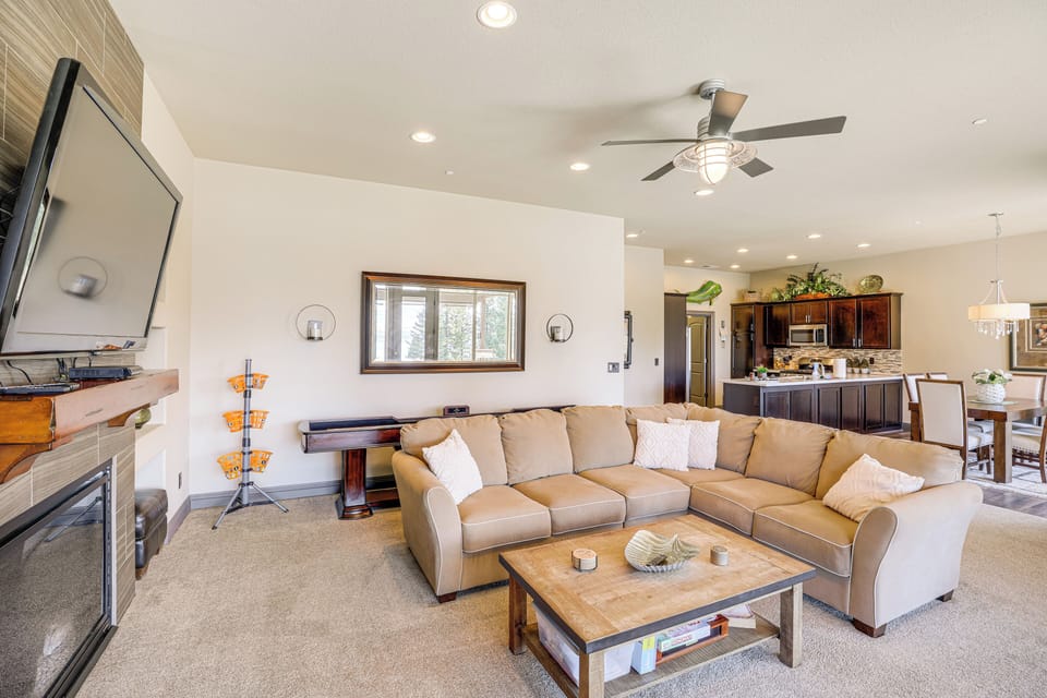 House (3 Bedrooms) | Interior