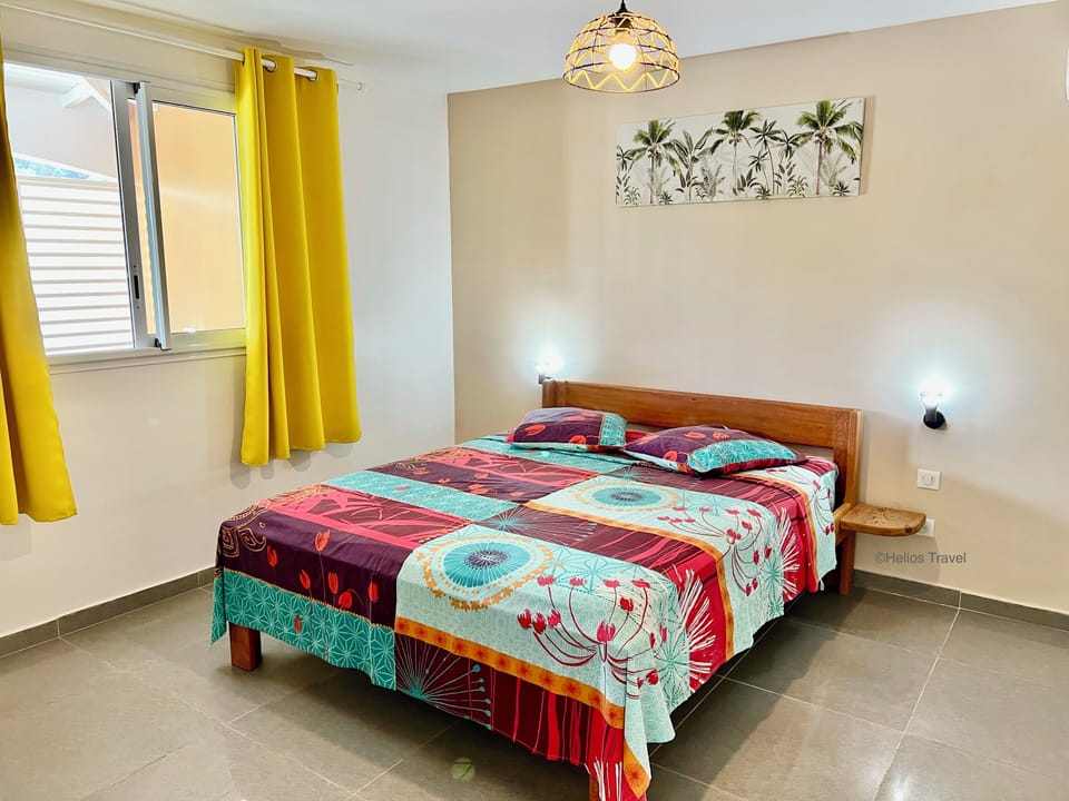 Bedroom 1. 160 cm bed and air conditioning