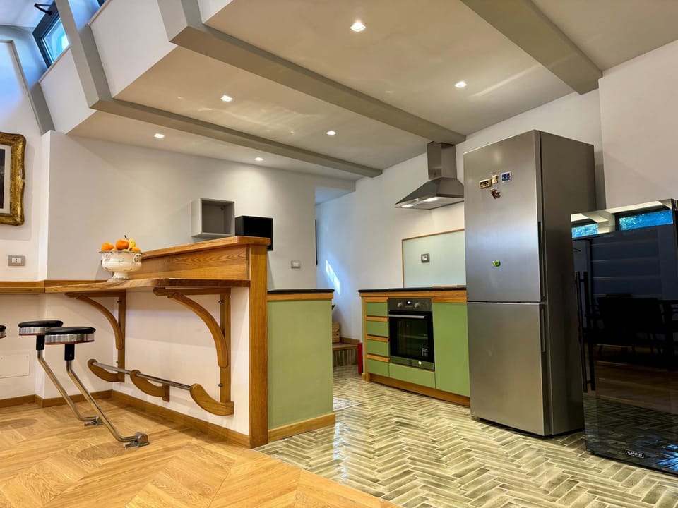 House | 1 bedroom, desk, Internet