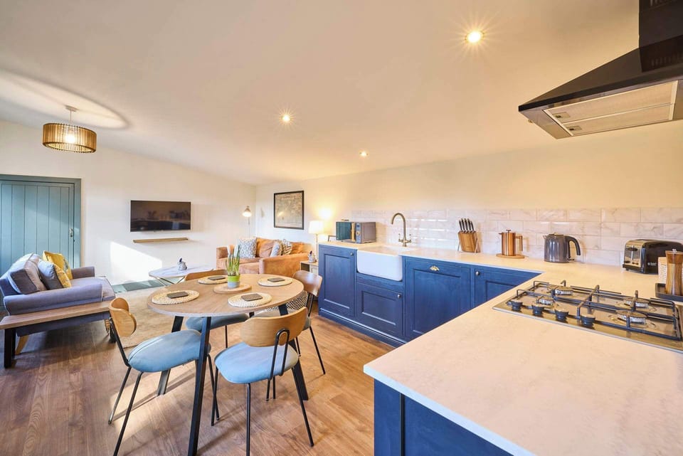 The Lodge, Goathland - Host & Stay