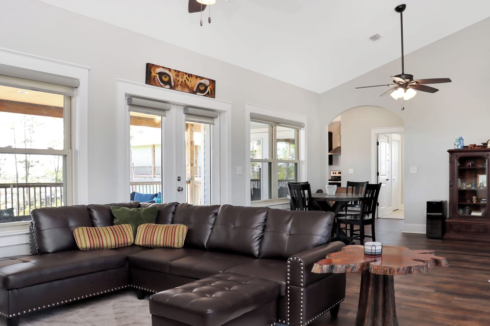 Living and Dining Area